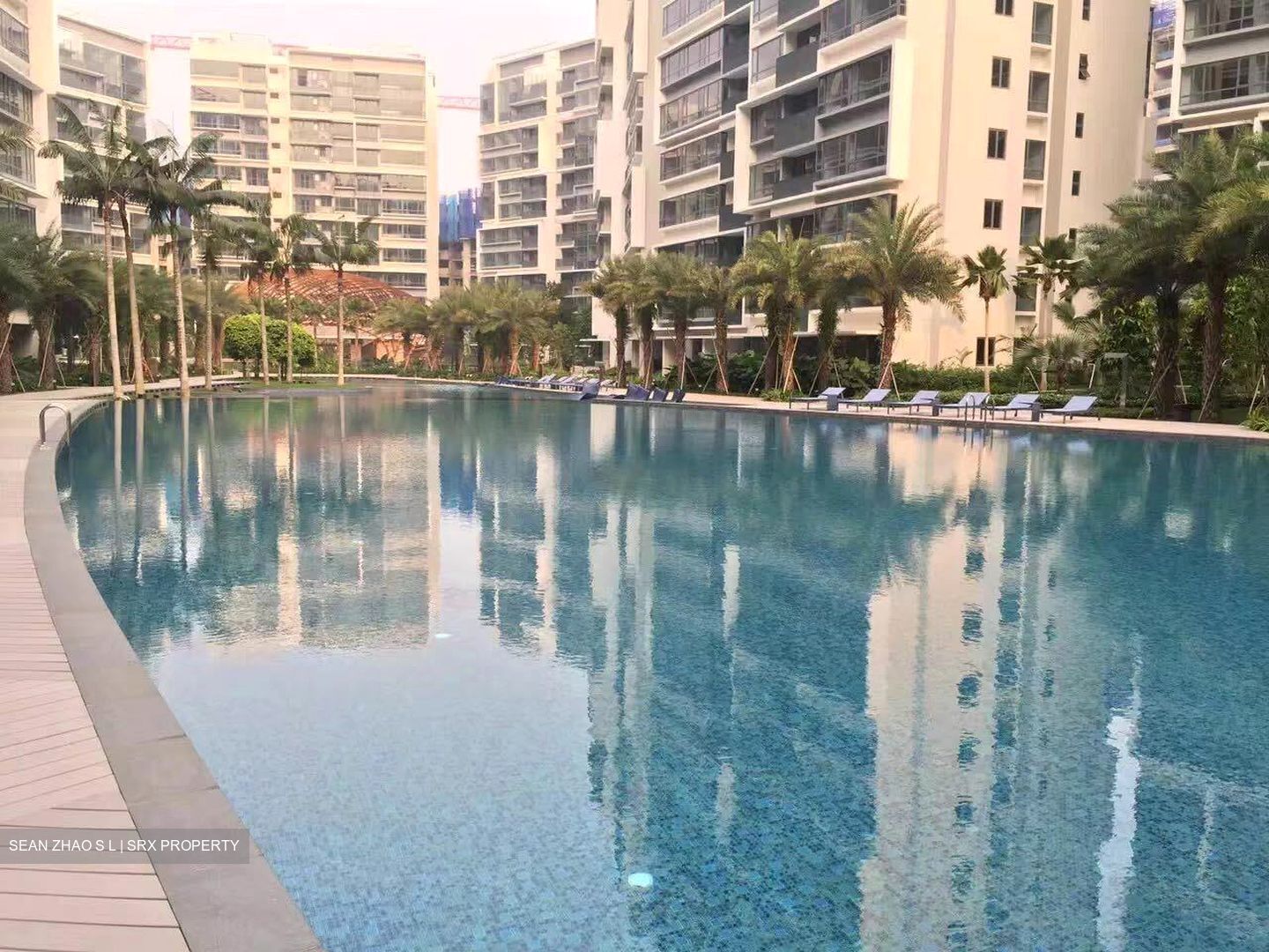 The Palette (D18), Condominium #373025431